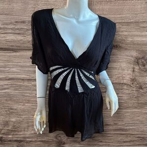 Becca Black Gauze See Through Thread V-Neck Open Tie Back Wide Sleeve Top L NEW